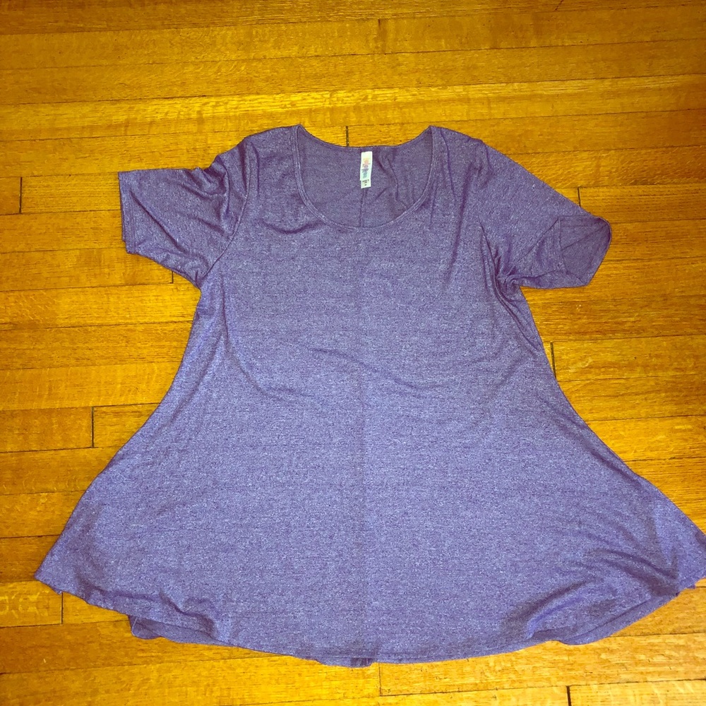 Medium heathered purple lularoe perfect tee